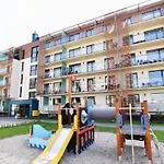 Kołobrzeskie Wybrzeże - Rybacka 12A 48